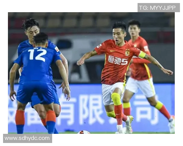 体育实时数据武汉篮球队在全国锦标赛中以88分稳居积分榜首位展现强劲实力